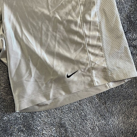Nike Mens Athletic Basketball Shorts Size XL Gray Silver Drawstring - Picture 4 of 5